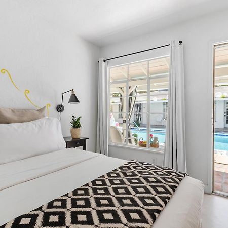 Poolside Architectural Escape Stunning Views Hotel Palm Springs Exterior photo